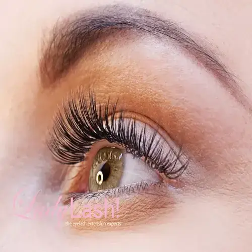 Make Sure Your Lashes Are Dry and Clean