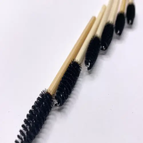 Wipe Excess From the Mascara Wand