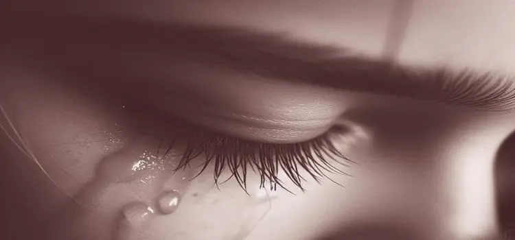 Does Crying Make Your Eyelashes Longer